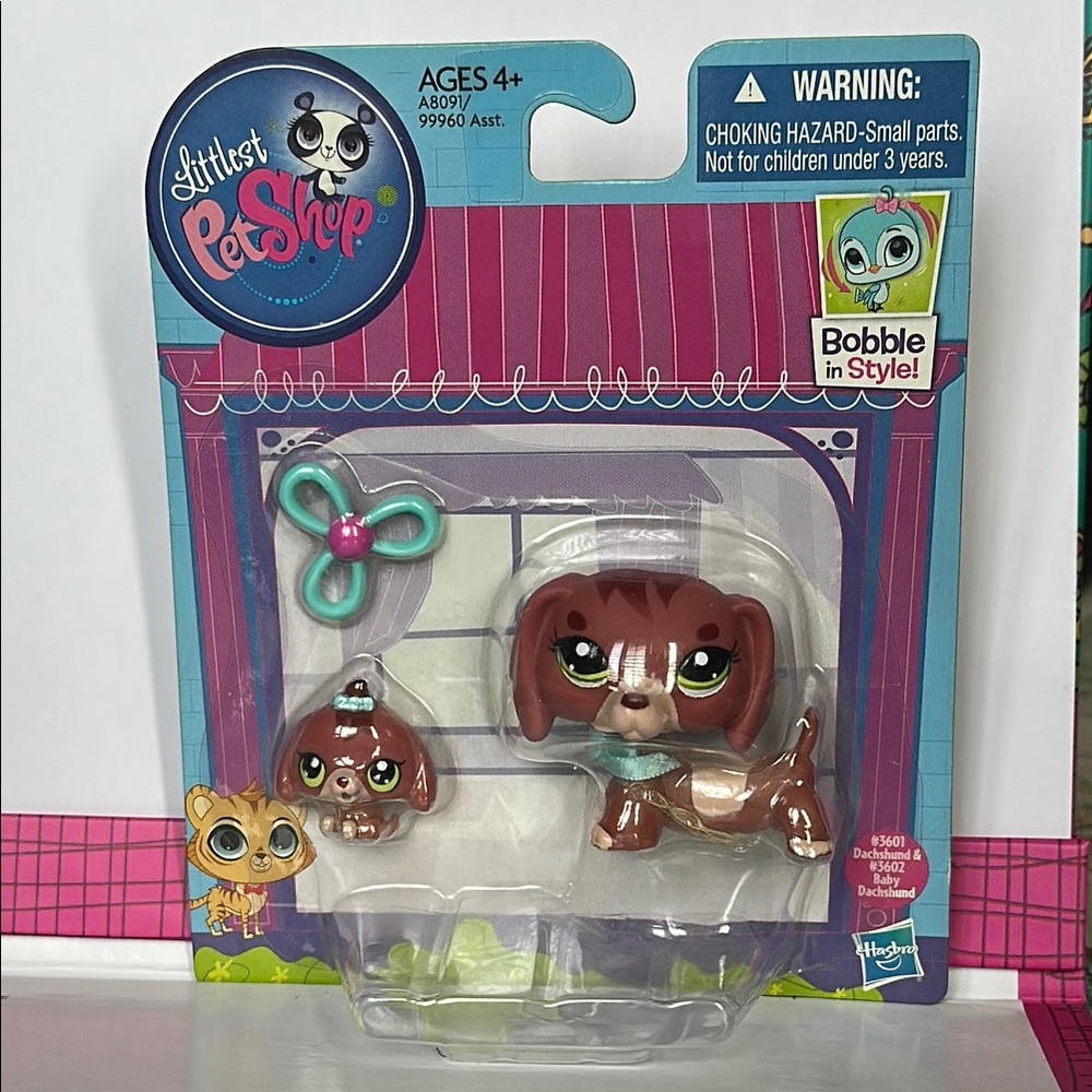 Littlest Pet Shop dachshunds 3601 and 3602 NIB